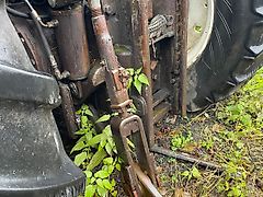 Fiat Agri G170 G190 G210 G240 New Holland - lewe ramię dolne cięgło belka 86015752 (Części zamienne)