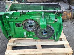 John Deere 8295R 8320R 8235R - skrzynka obudowa R312872 (Części zamienne)