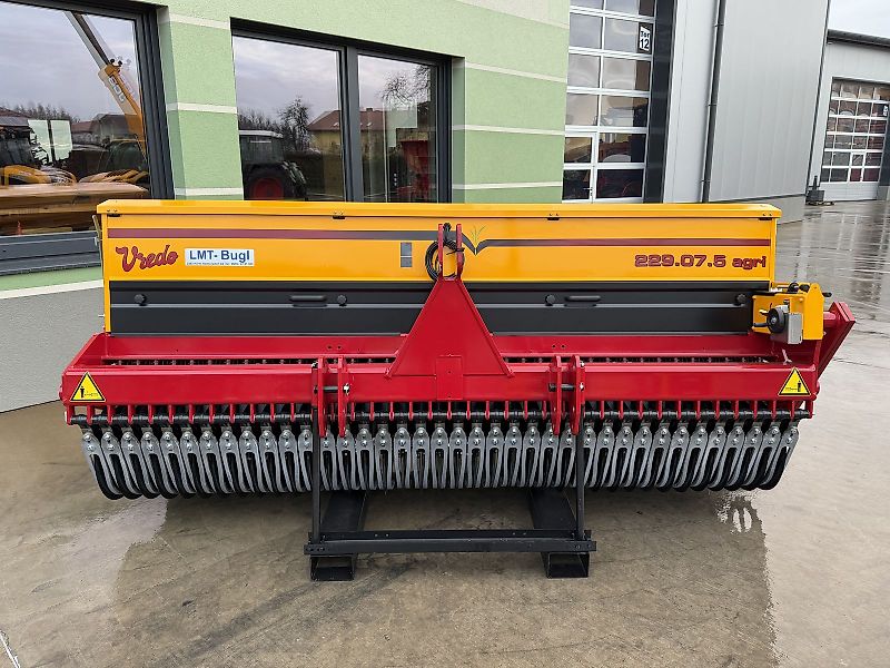 Vredo DZ 229.07.5 Nachsaatgerät mit Packerringwalze