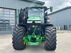 John Deere 7R330