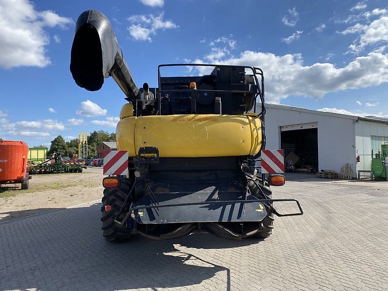 New Holland CR 9090