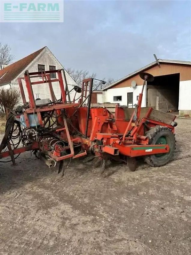 Kverneland underhaug 3200