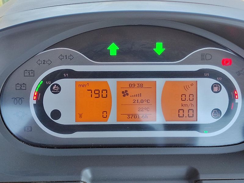 Fendt 943 Vario MT Raupe no Challenger