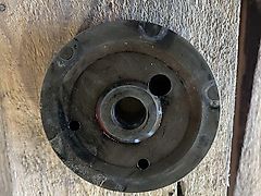 John Deere SHAFT HUB (UPPER TIMING GEAR) used - John Deere 7030, 6020, 6R