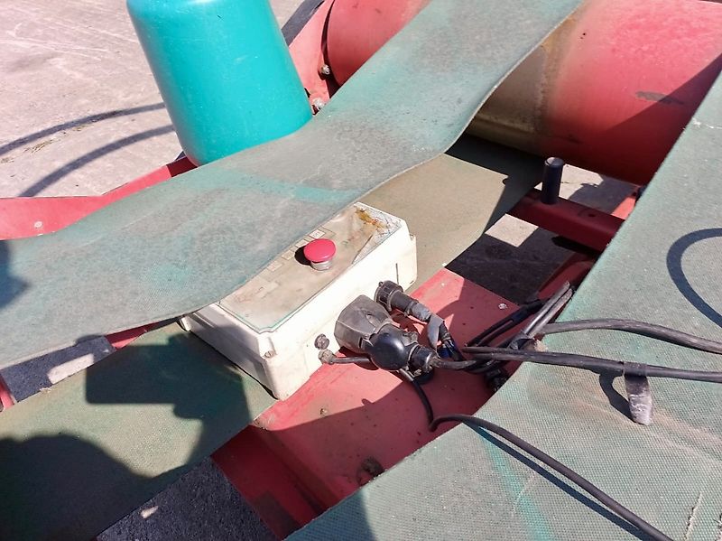 Kverneland UN 7582 Silawrap