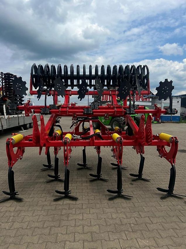 AKPIL TOP-AGRO Stoppelgrubber SCORPIO S 3,0m große Ausstattung!