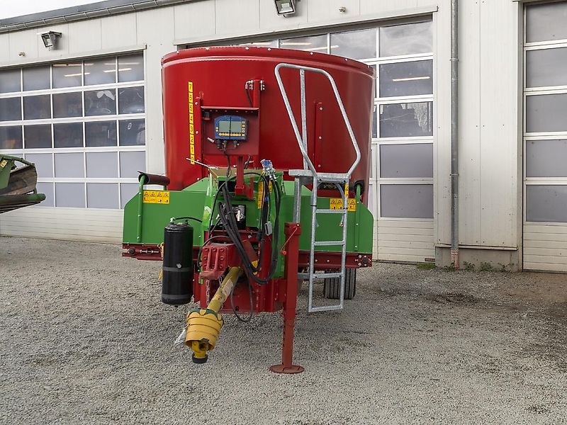 Strautmann Verti-Mix 2401