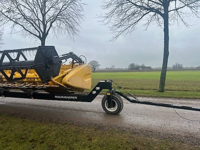 New Holland CR 9090