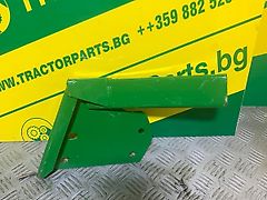 John Deere Foot Step Bracket (used) - John Deere 6000, 6010, 6020, 6030