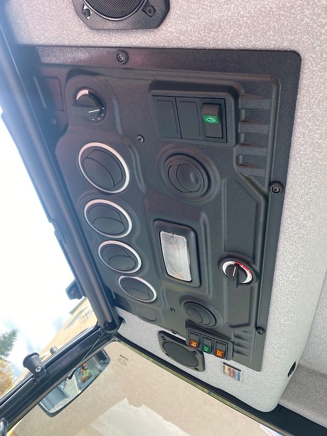 Yanmar SA 424 Q mit MX Frontlader C2