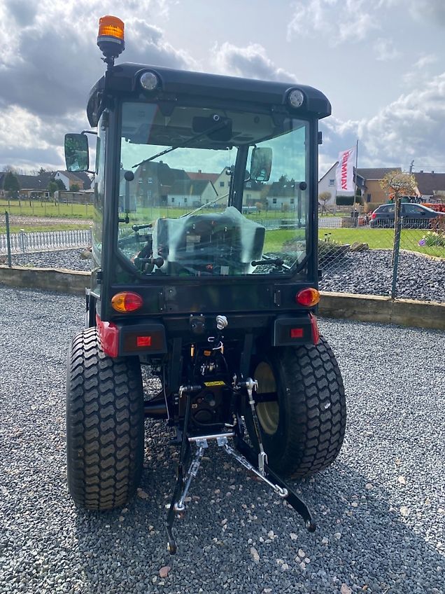 Yanmar SA 424 Q mit MX Frontlader C2