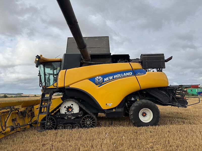 New Holland CR9090 Rotary Combine **Video Below**