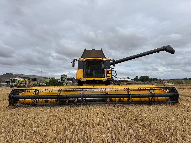 New Holland CR9090 Rotary Combine **Video Below**