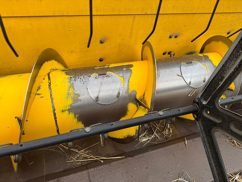 New Holland CR9090 Rotary Combine **Video Below**