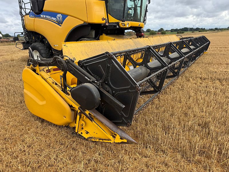 New Holland CR9090 Rotary Combine **Video Below**