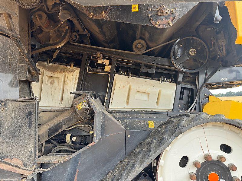 New Holland CR9090 Rotary Combine **Video Below**