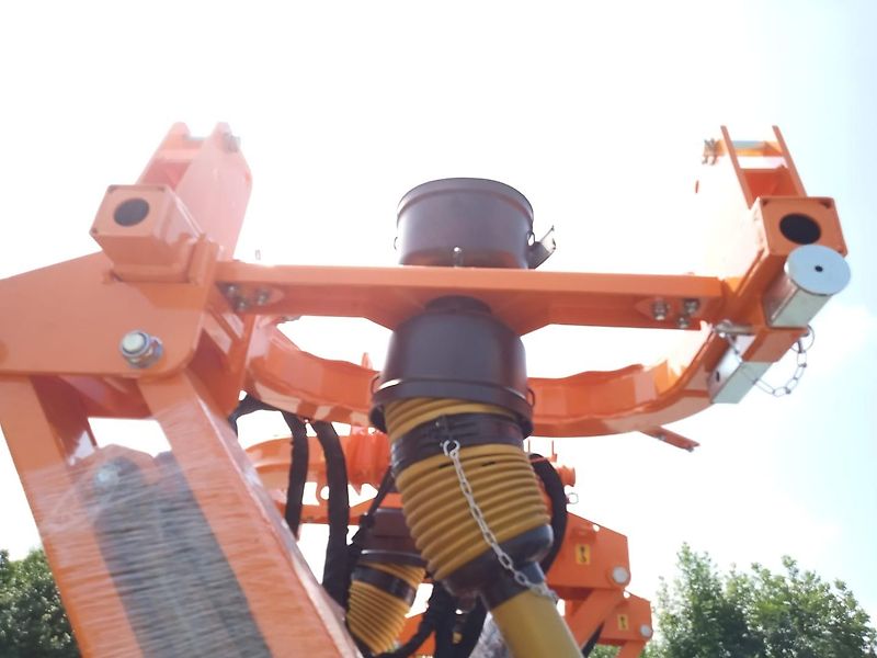 TALEX BÖSCHUNGSMULCHER LEOPARD RB 1,80 hintenseitlich Auslegelmulcher