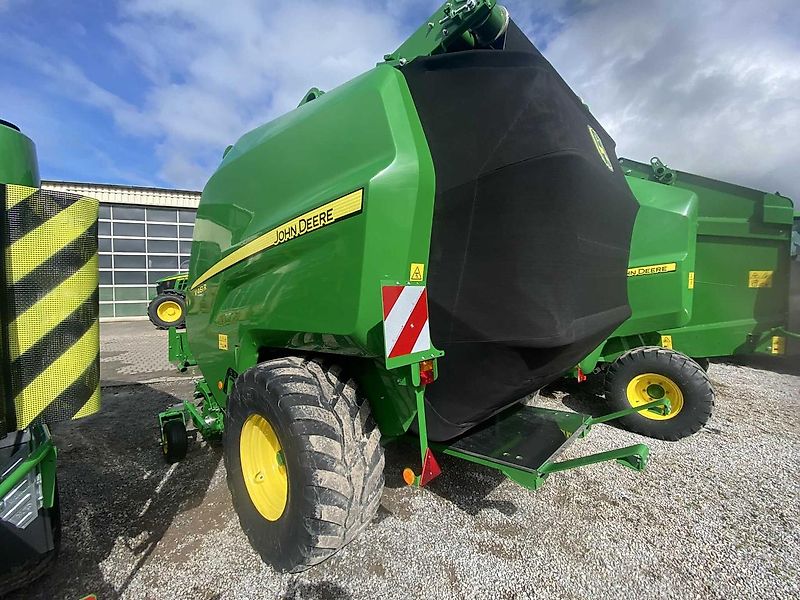 John Deere V461 R - 671 Bunde
