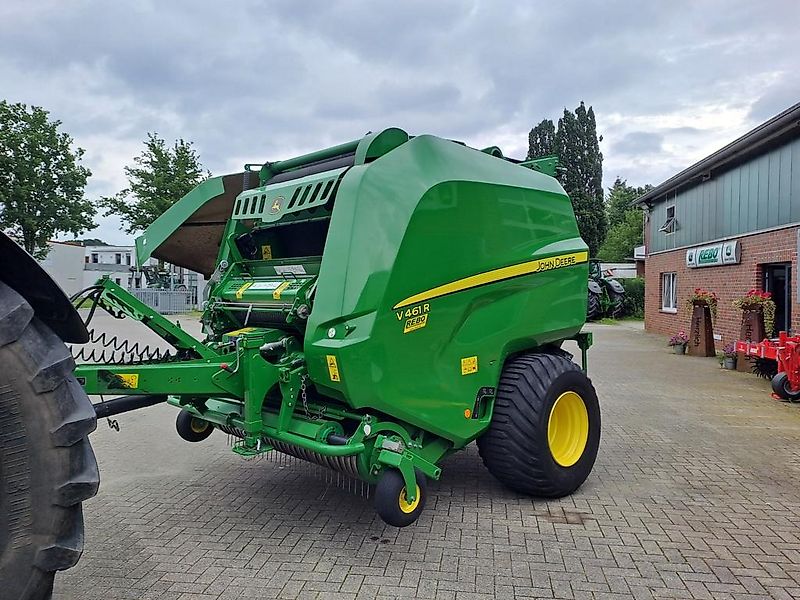 John Deere V461R