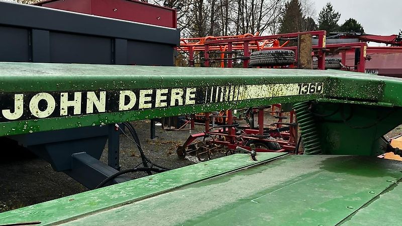 John Deere 1360