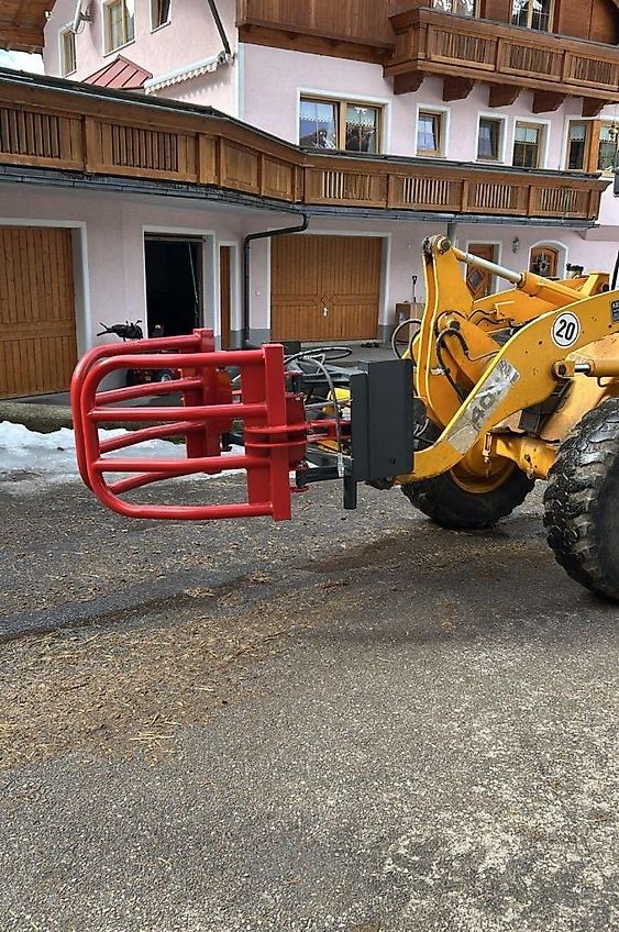 InterAgri Ballenzange / Rundballenzange CHB-01 / 1,85m