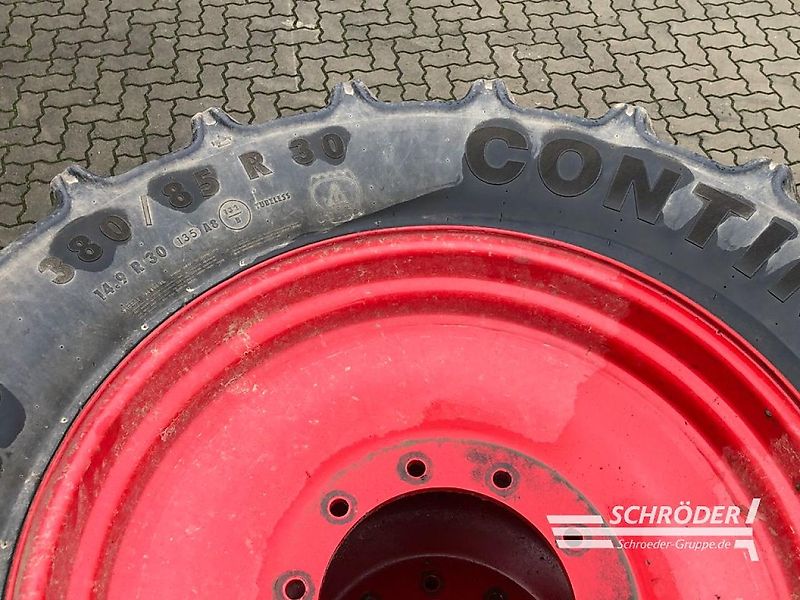 Fendt 380/85 R30 + 380/90 R46 KOMPLETTRÄDER