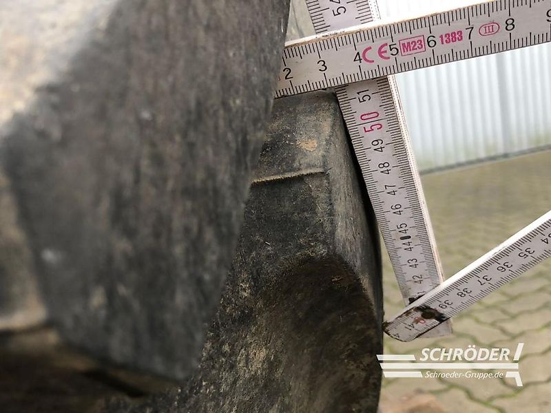 Fendt 380/85 R30 + 380/90 R46 KOMPLETTRÄDER