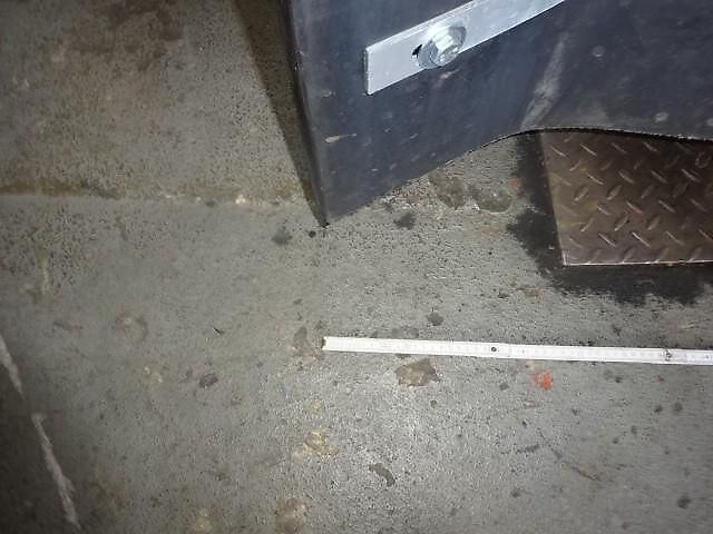 Futterschieber 2,2 Meter - Anbau Dreipunkt und Euro SW- und Palettengabelaufnahme Futterschieber- Gummischieber -2,2 M - Euro Schnellwechsel und Dreiunktanbau- Palettengabelaufnahme