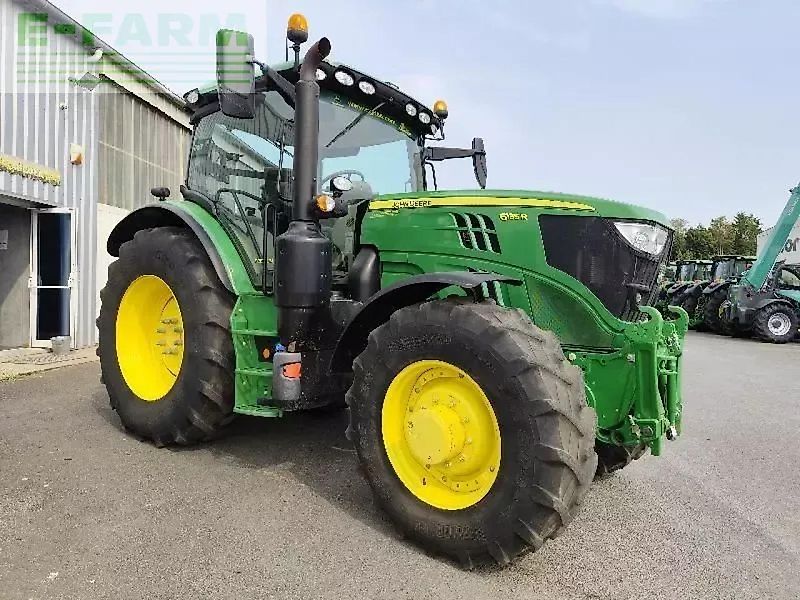 John Deere 6135r