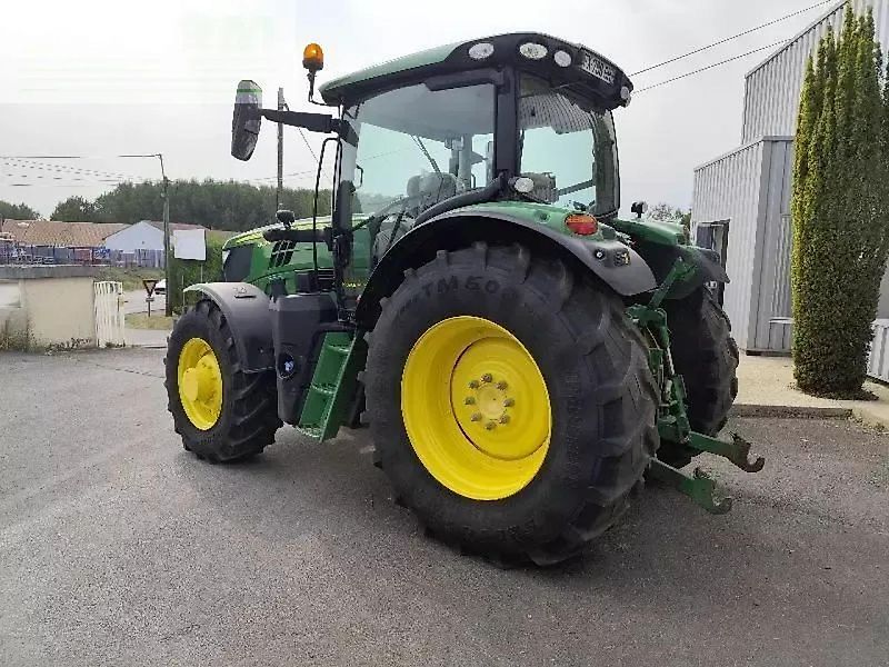 John Deere 6135r