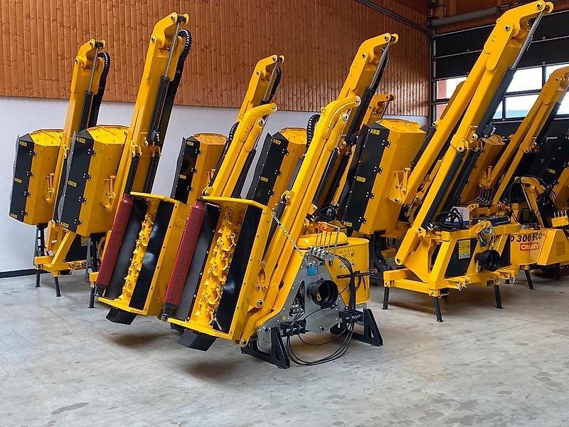 Omarv Böschungsmulcher Auslegemulcher Schlegelmulcher Mulcher