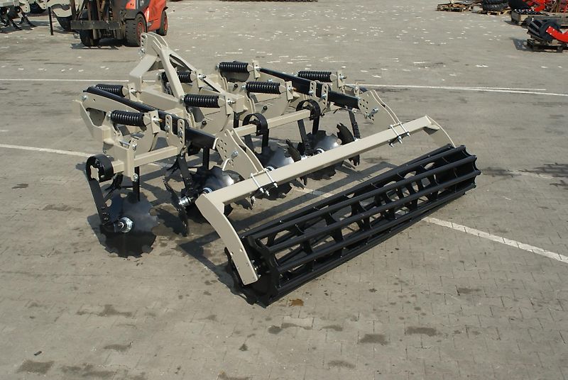 Rolex Flügelschargrubber / Stubble cultivator / Dechaumeur à dents / Aratri stoppiatori / Стерневой культиватор / Agregat podorywkowy 3 m