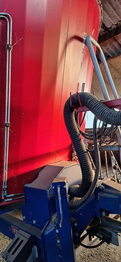 Siloking TrailedLine Compact 8