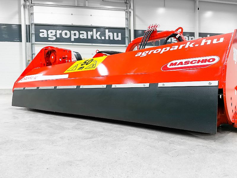 Gaspardo Giraffa XL 210 SI side mulcher, 2,12 m working width, hydraulic sideshift and tilt adjustment, 22 hammers