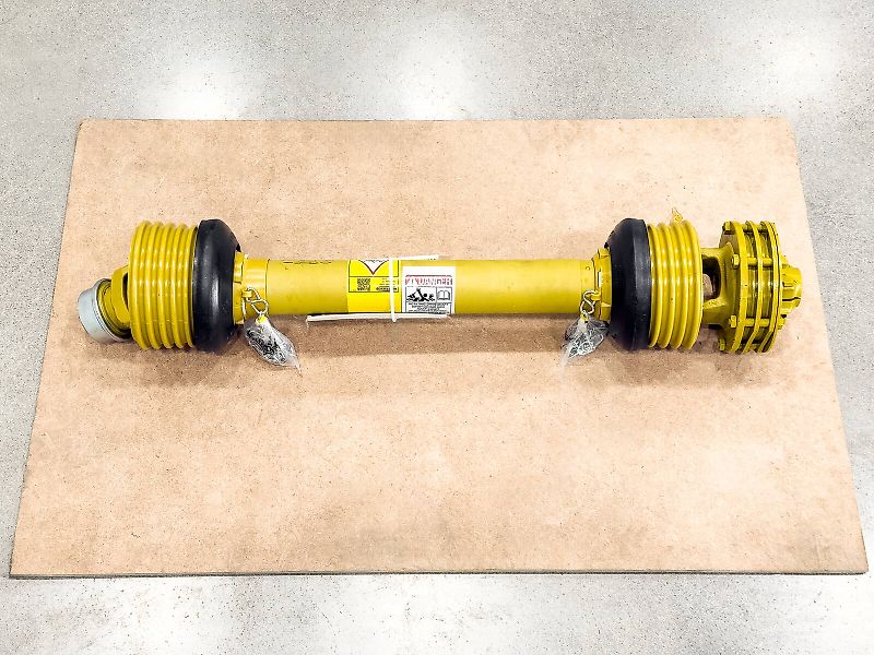 Gaspardo Drago DC 3000 power harrow with 3 m working width, 24 cm working depth, 24 tines, 12 rotors, 45 cm packer roller