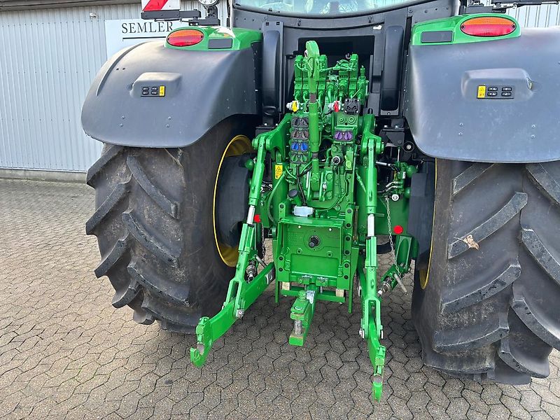 John Deere 6R 250