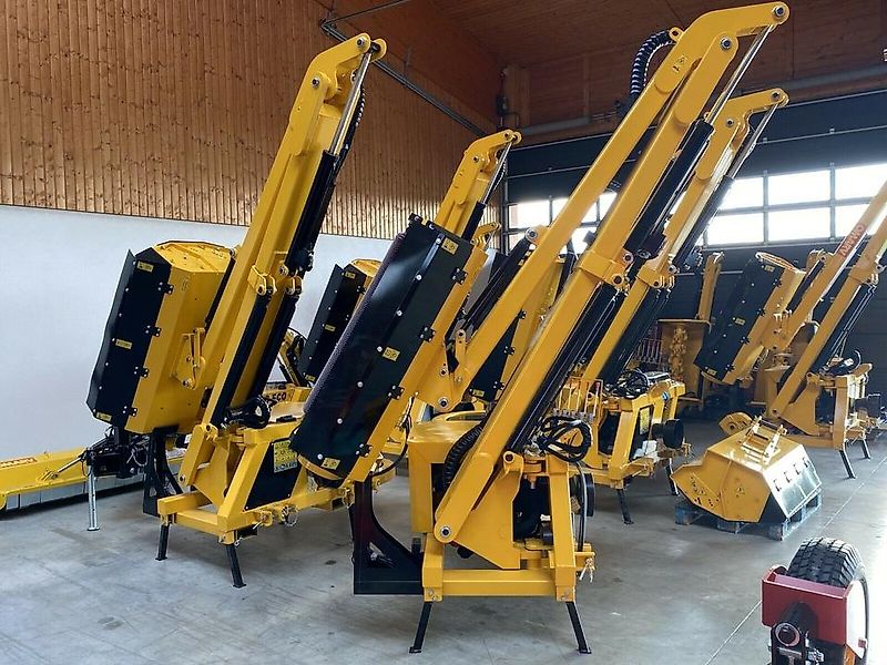 Omarv Böschungsmulcher Auslegemulcher Schlegelmulcher Mulcher