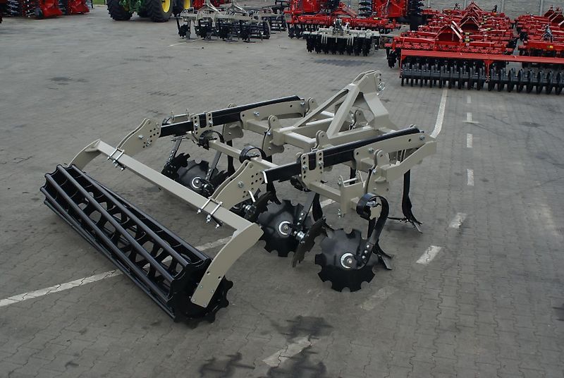 Rolex Flügelschargrubber / Stubble cultivator / Dechaumeur à dents / Aratri stoppiatori / Стерневой культиватор / Agregat podorywkowy 3m