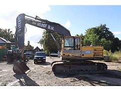 Volvo EC230B
