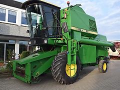 John Deere 1065