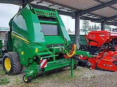 John Deere V461M