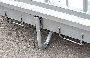 Palisadenraufe mit dem Dach Viereckraufe 12 Plätze Futterraufe Heuraufe KELLFRI