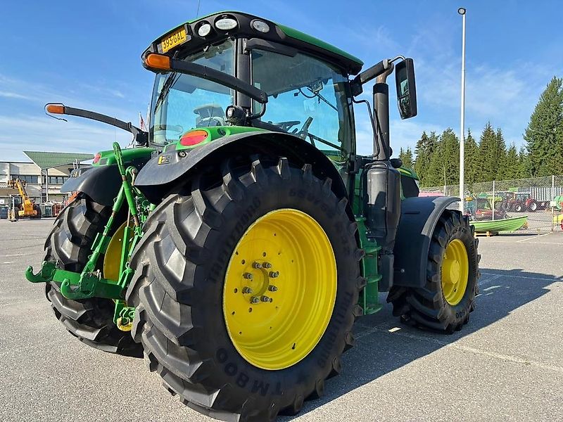 John Deere 6155R TRAKTORI