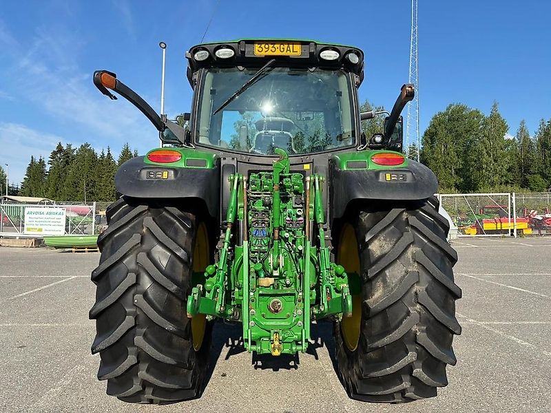 John Deere 6155R TRAKTORI