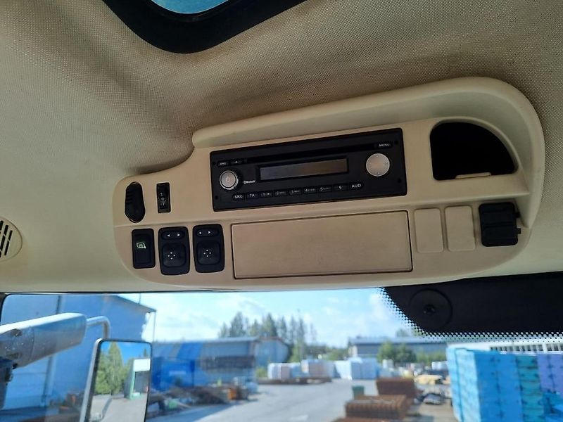 John Deere 6155R TRAKTORI