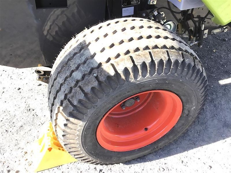 Claas PRESSE ROLLANT 520 RC