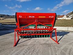 AGRO-MASZ SN 301 aufgebaute Sämaschine elektrische Fahrgassenschaltung