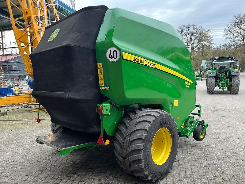 John Deere V451R