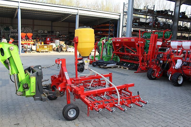 SAT Wiesenstriegel+Nachsaattechnik