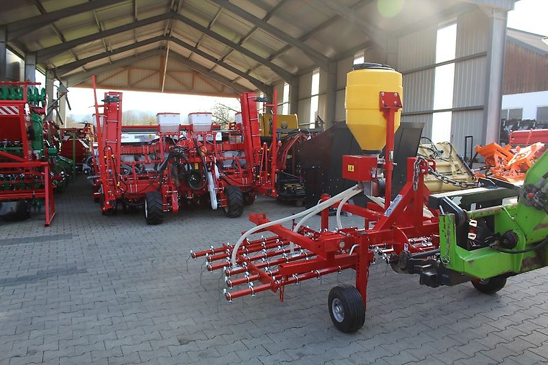 SAT Wiesenstriegel+Nachsaattechnik